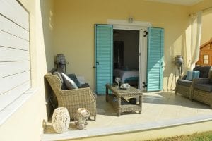 veranda with loungset
